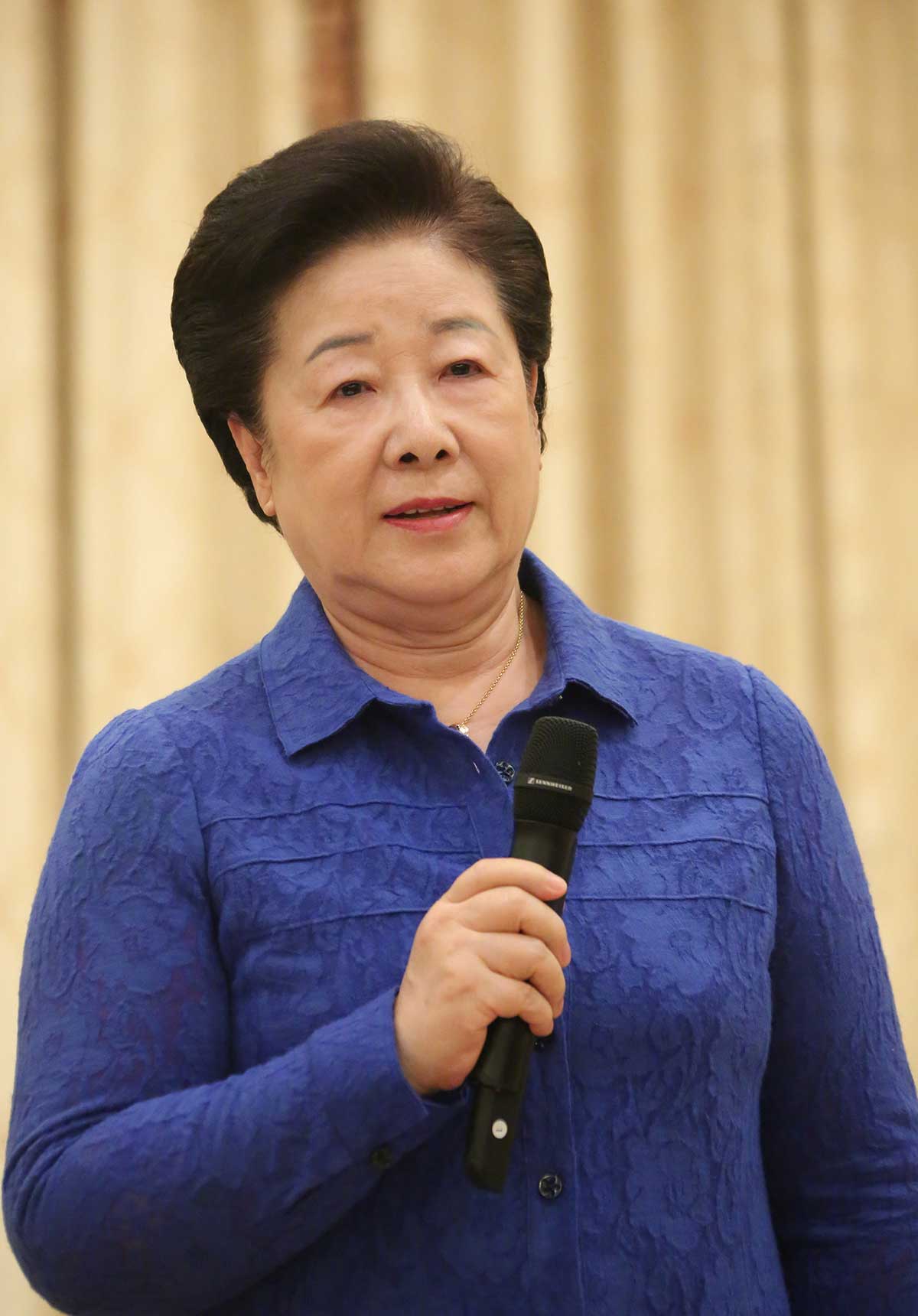 True Mother at the “General Assembly of Korean Ministers for the Victory of Vision 2020” 2 20150424 (19)