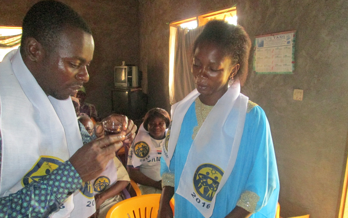 Cameroon: Heavenly Tribal Messiah Blessing workshop 4 cam-htm916-5