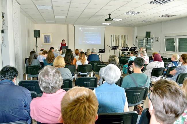 Germany: International Cafe 2 ge-ic16-2