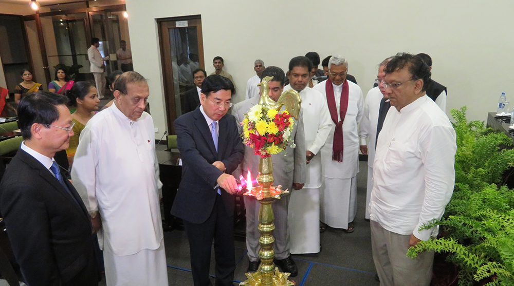 International Association of Parliamentarians for Peace Launched in Sri Lanka 2 sri-par16-13