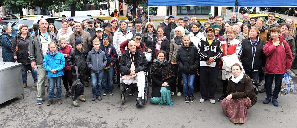 With Hungarian Blessed families 5 hu-fa16-62