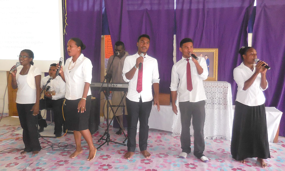 Solomon Island: Visiting Blessed Families and Youths’ Revitalization 3 simem 1