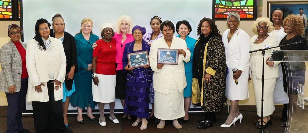 USA: Women in Ministry Team Uplifts Chicago 3 us wm 3