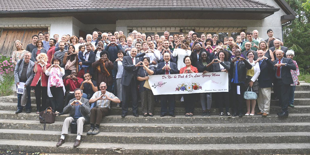 France: Sunday Service and Farewell Party for Dr. Pak and Dr. Moon 1 fr fwpm