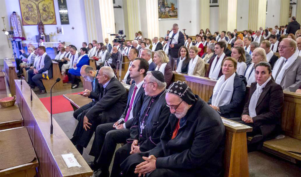 Austria: Charity Concert and Blessing for Syrian Refugee Families 3 au bs 2