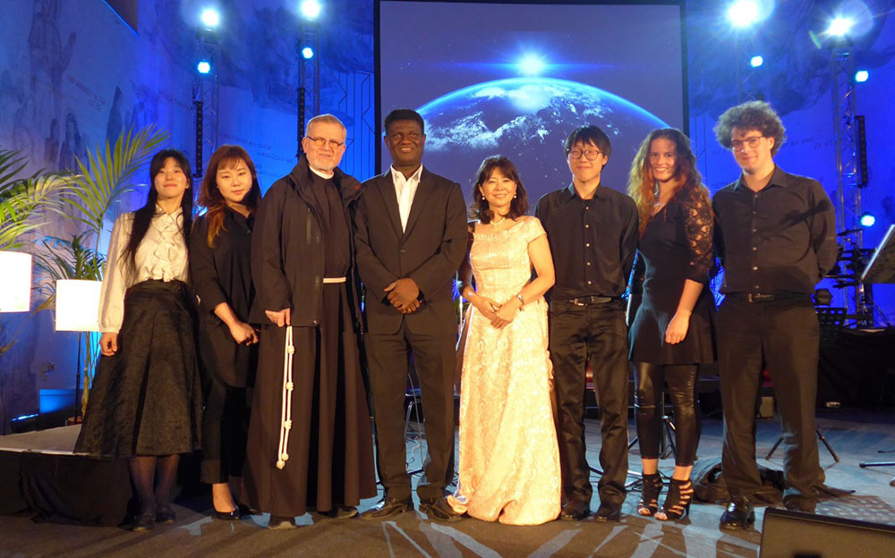 Germany: Charity Concert with Seiko Lee 3 sl con 3