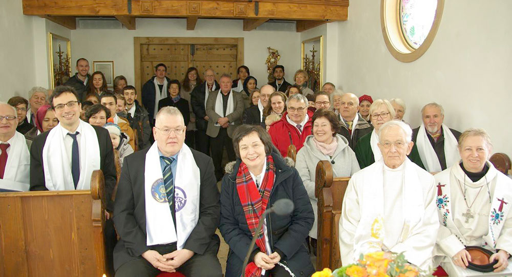 Austria: Celebration under the Banner of Love 2 au bol 1