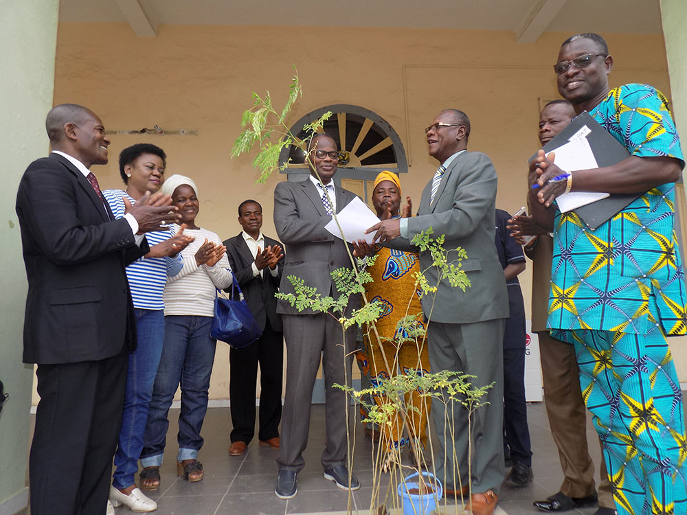 Benin: Pollution Control Project - Loving the Nature 1 bn pp 2 1