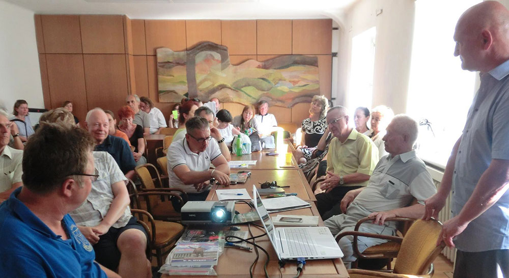 Slovakia: Discussing life of average citizens in North Korea 1 sl ds