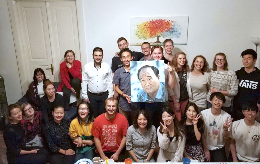 Austria: SunMoon Missionaries on Internship in Vienna and new CARP leader 1 au smui 3