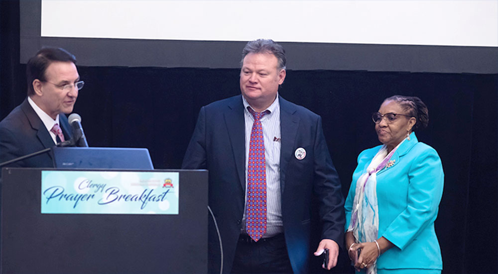 USA: Bringing Peace to the World through Prayer Breakfasts 2 pbus 2