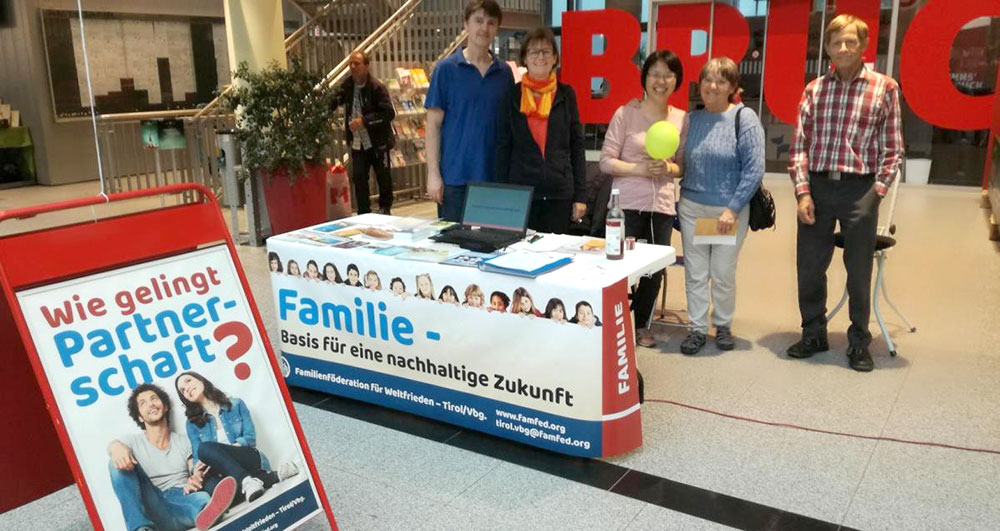 Austria: Info-Table – Experiences and Observations 1 au iftb 1