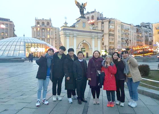 Ukraine: Training Course for the Young Koreans 1 ukr