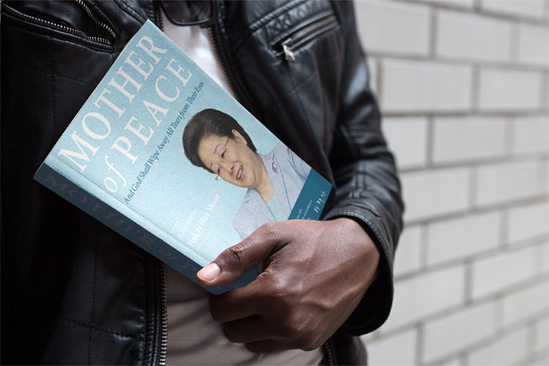 USA: Sharing True Mother’s Memoir Amongst National Turmoil 1 tma