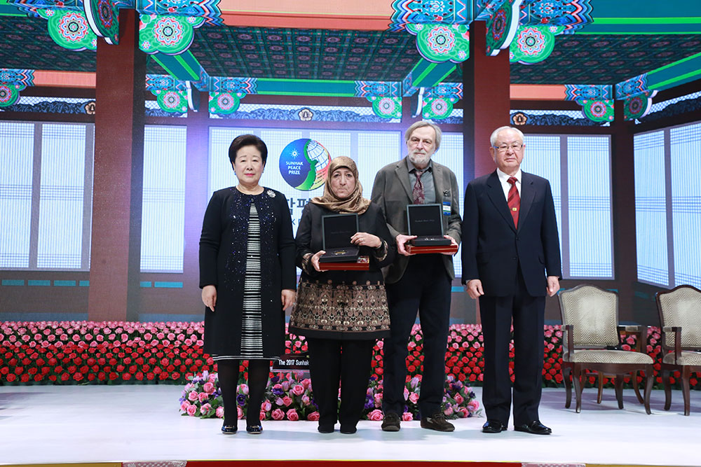 True Parents’ Providence for the Settlement of Cheon Il Guk – Part 6 6 his v20 322 10