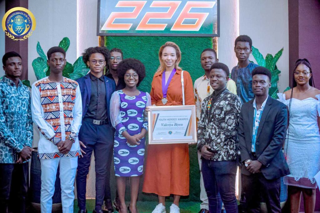 Burkina Faso: Youth Heroes Awards 1 bf