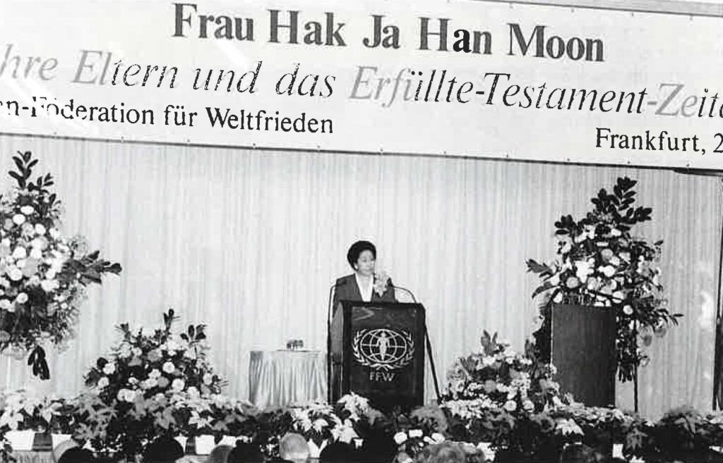 The Completed Testament Era Means Living with God 1 1993tm