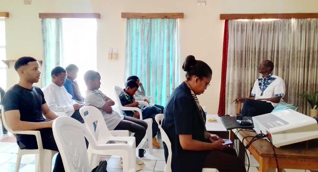 Zimbabwe: One-Day Divine Principle for Kids 1 zb dp 2