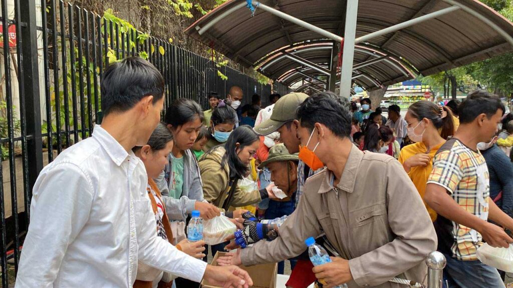 Cambodia: Mother of Peace Food Project 2 fil 2