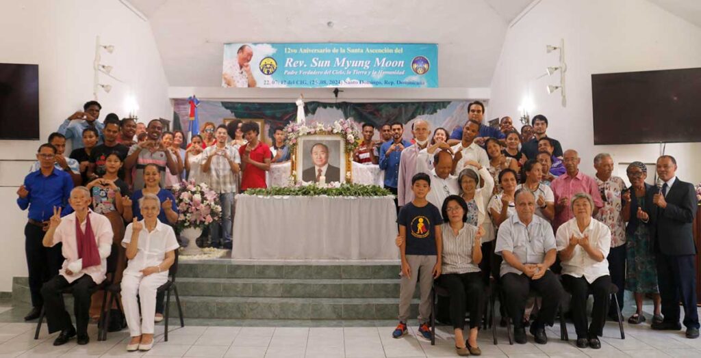 Dominican Republic: 12th Anniversary of True Father's Seonghwa 1 dr tfsa