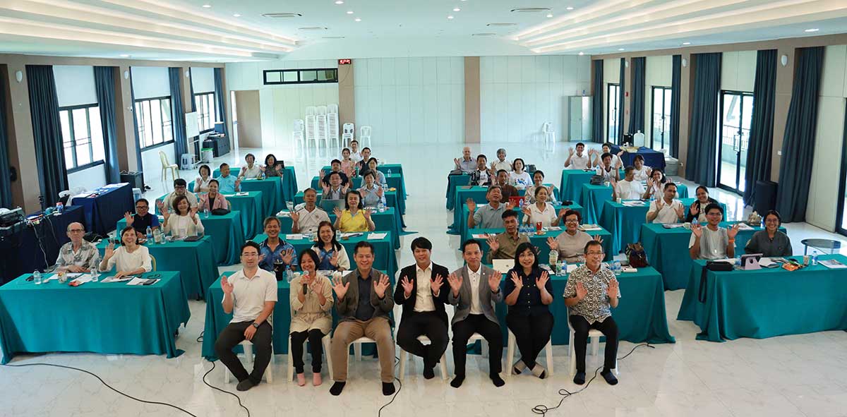 Love That Lasts Forever: Thailand’s Blessed Couple Workshop 2 thaland BC workshop 2