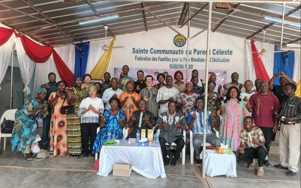Burkina Faso: Sharing True Mother's Love and Revitalizes Membership 3 burkina faso members 1