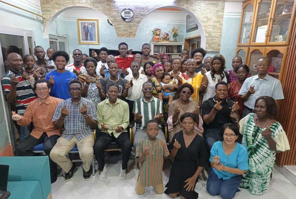 Burkina Faso: Sharing True Mother's Love and Revitalizes Membership 2 burkina faso members 3