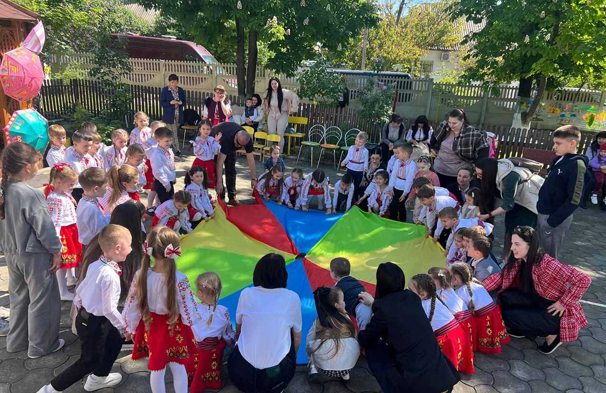 International Family Day Celebrations Across Moldova 2 moldova family gathering 2