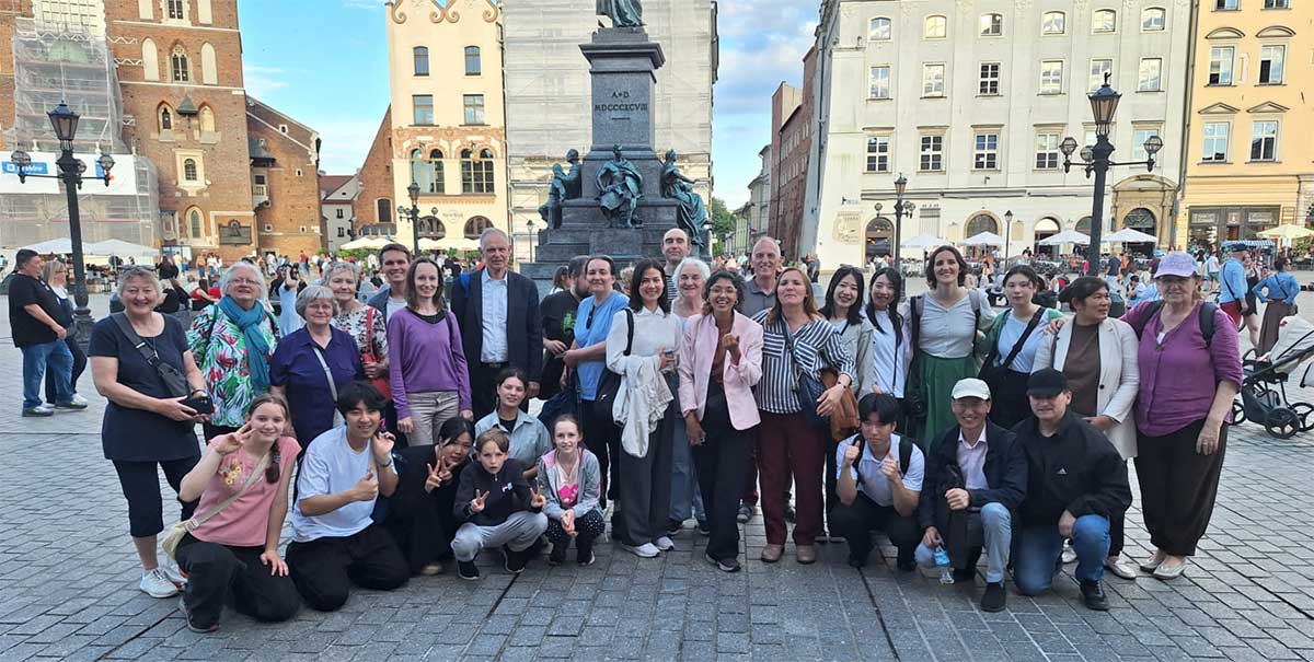 Spiritual Renewal in Glanów: The 14-Day Poland Workshop 1 workshop poland 1