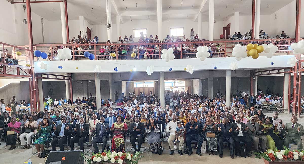 Connecting 61 Churches: Rev. Kadima’s Tour of the DRC 2 SundayService 2