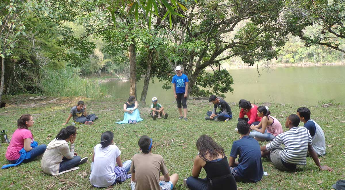 Colombia: Strengthening Our Faith 4 colom 1-1416 (1)