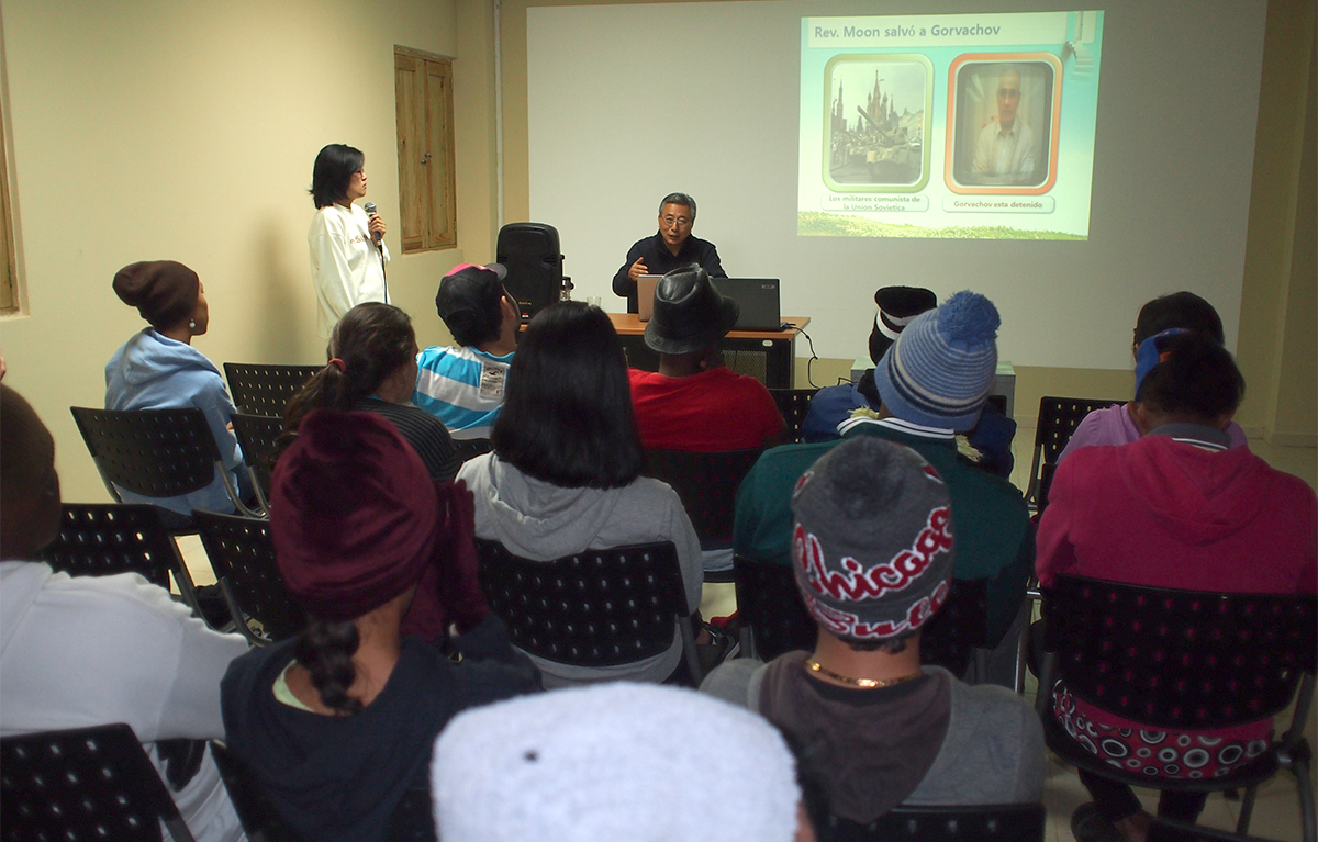 Dominican Republic: Experiencing the Divine Principle Workshop in the Mountain 7 OLYMPUS DIGITAL CAMERA