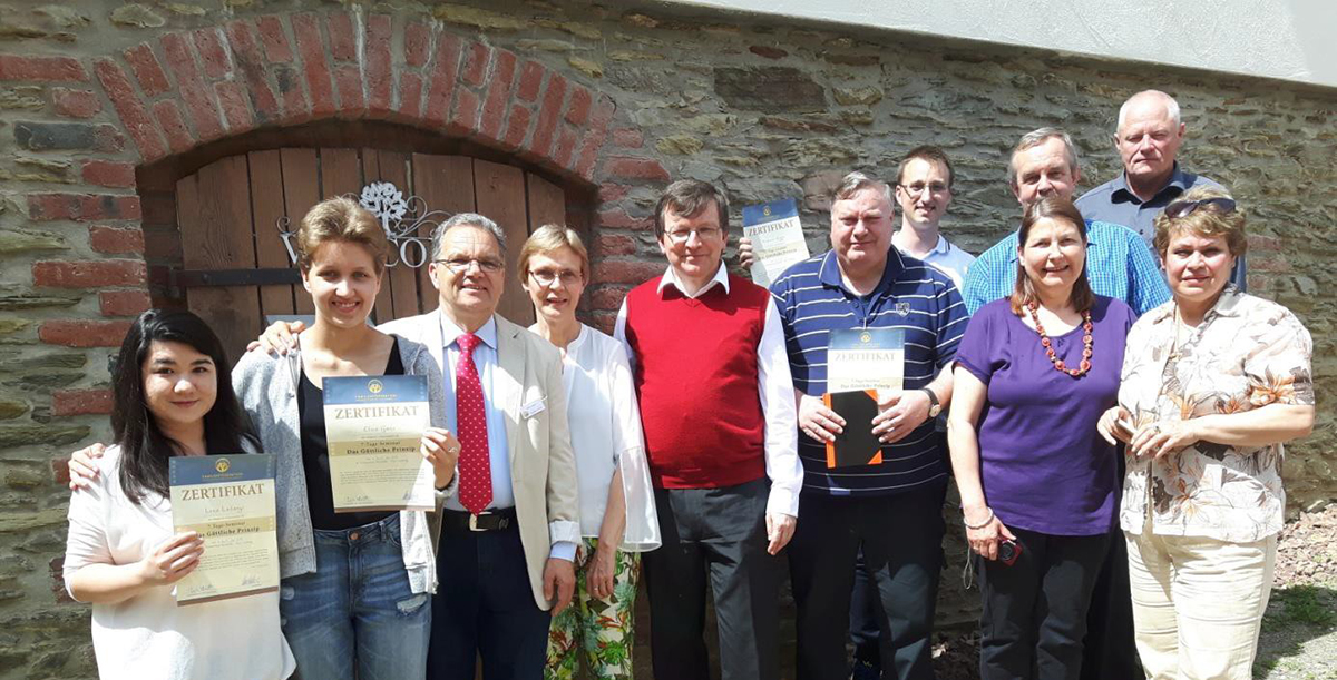 Germany: 7-Day Divine Principle Seminar 1 ger-dps (2)