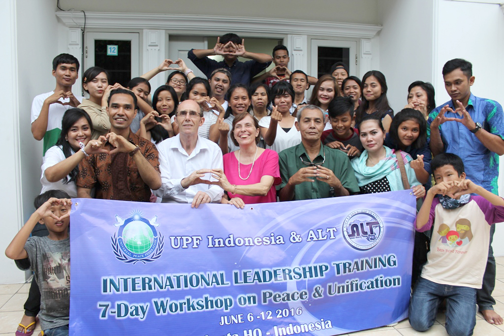 Indonesia: 7-Day Workshop on Peace and Unification 1 indone1 (4)