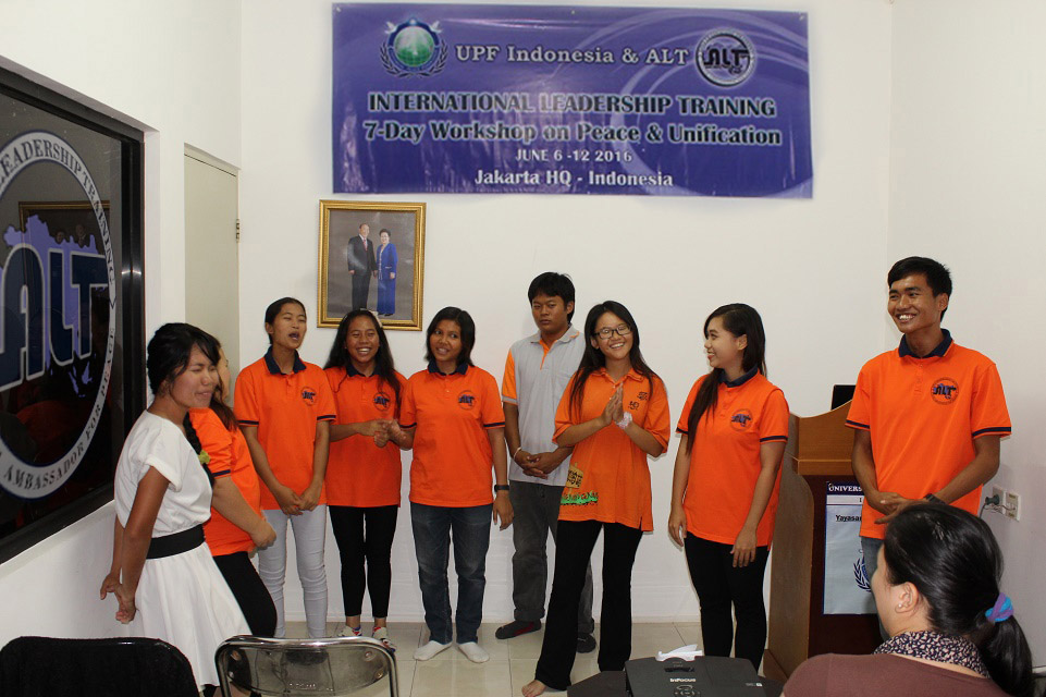 Indonesia: 7-Day Workshop on Peace and Unification 3 indone1 (9)