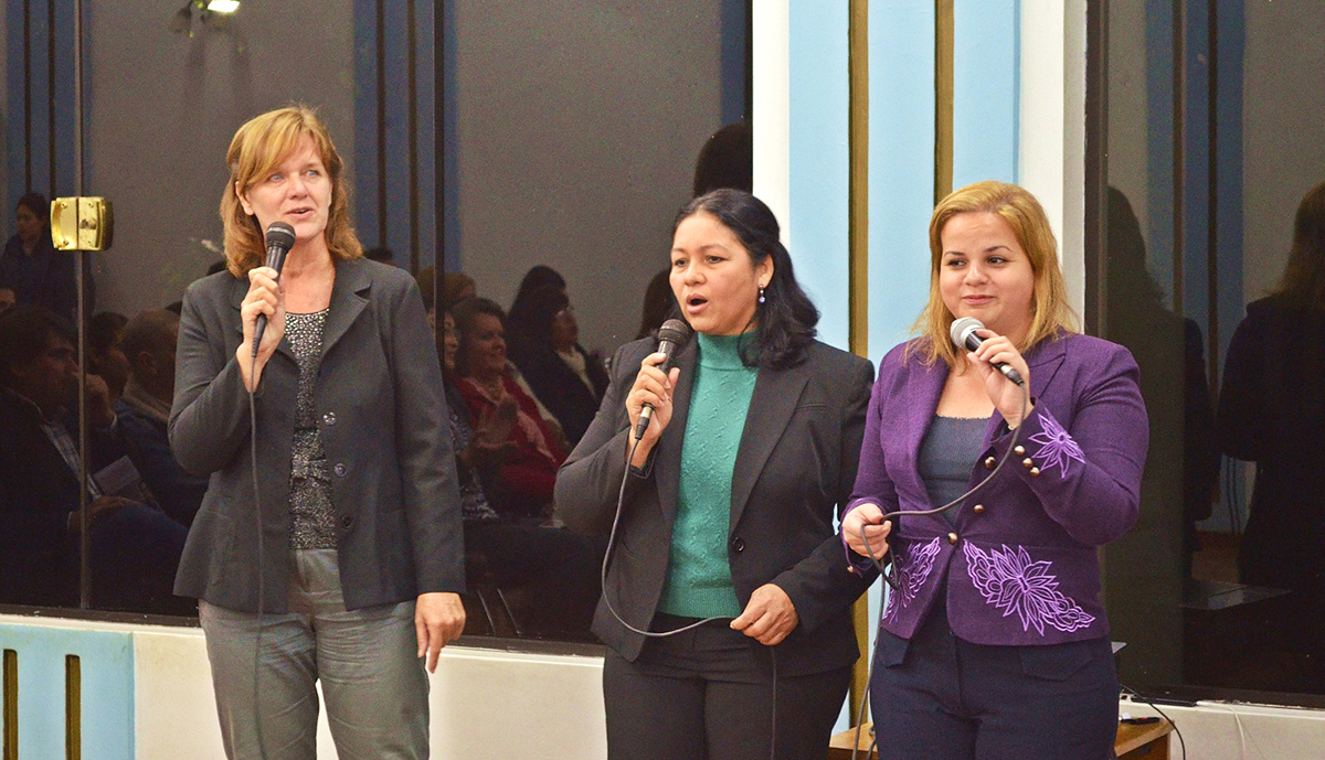 Paraguay: Mother’s Day and Family Month 6 para-wfwp (2)