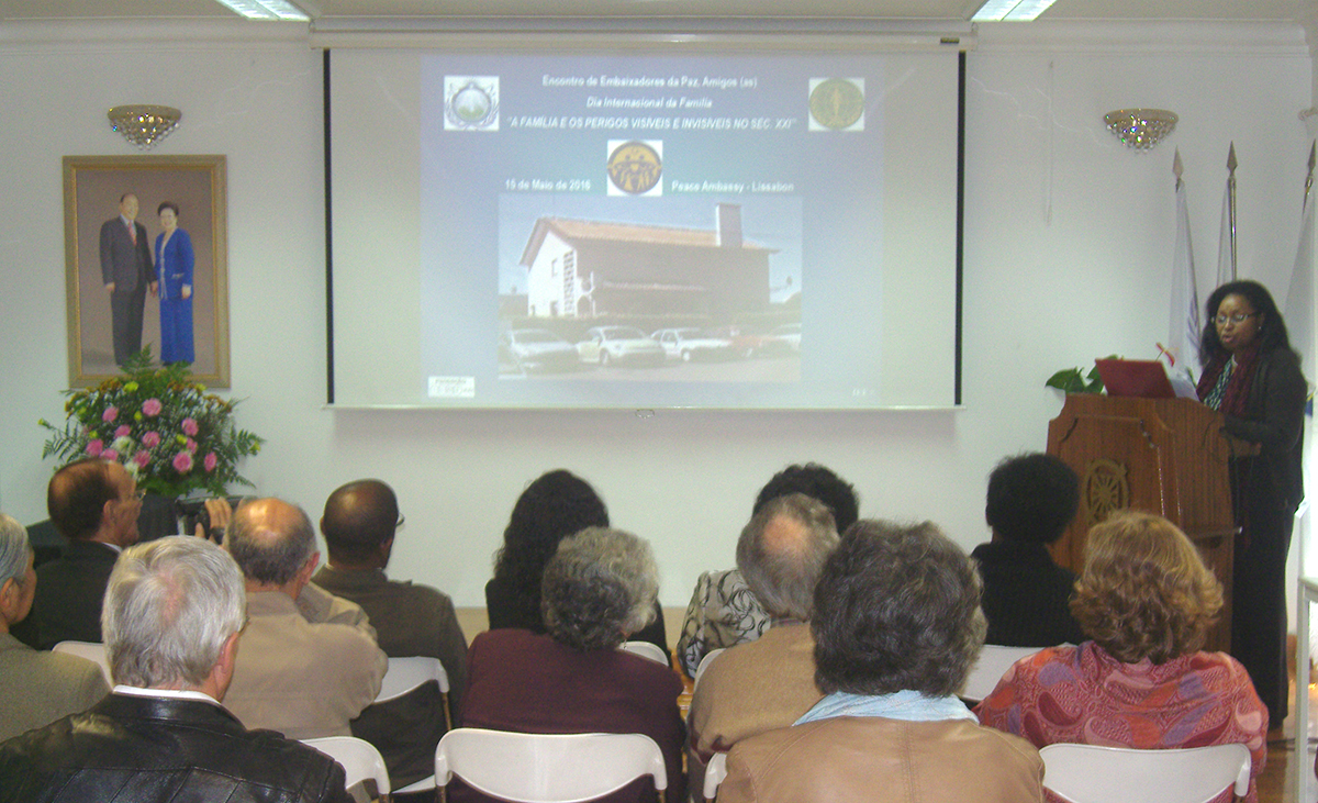 Portugal: UN International Day of Families 2016 2 SAMSUNG DIGITAL CAMERA